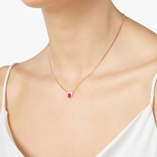 DoDo - Collana Cuore in Oro Rosa 9K con 1 Rubino sintetico e 10 Diamanti bianchi DCC3000_HEART_DSR9R - immagine 3